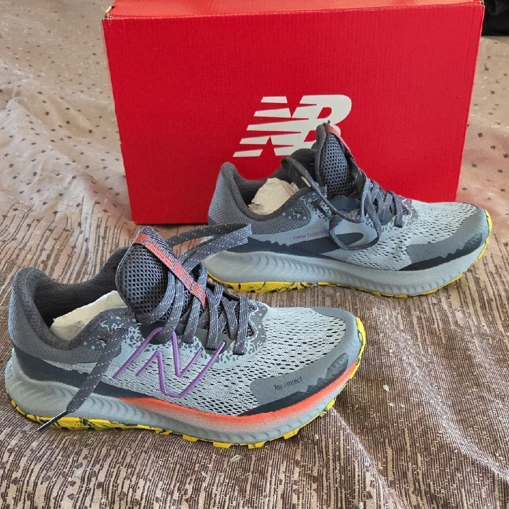 New Balance Women's Sneakers in Gray and Yellow - Picture 1 of 9